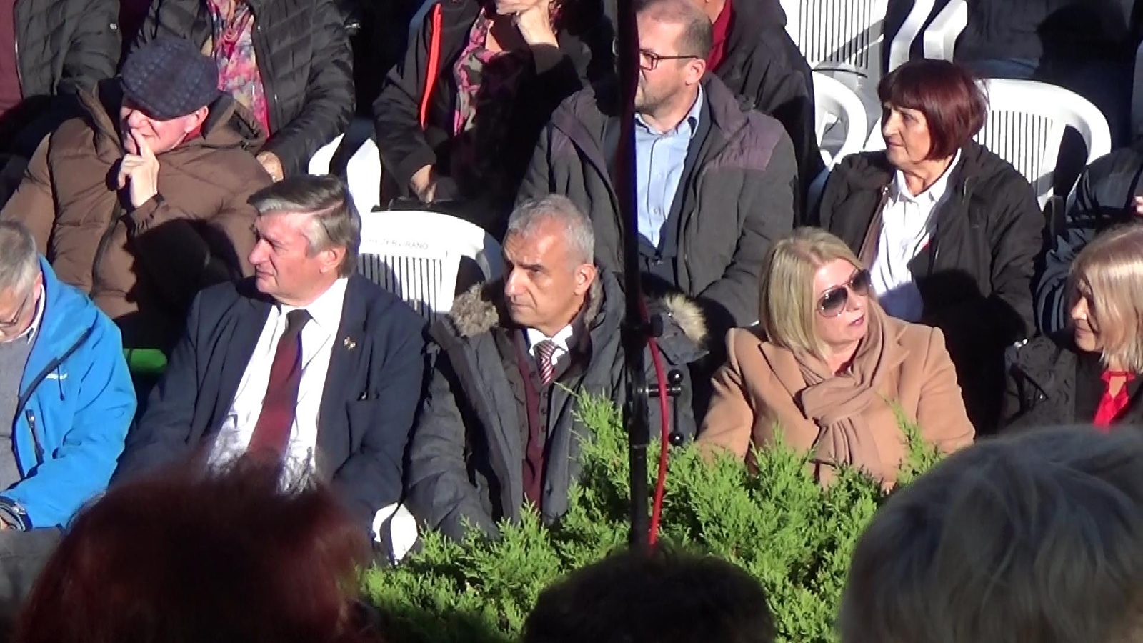 Fotografije s slovesnosti