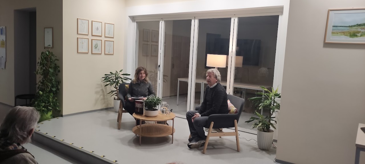 Predstavitev romana Fojba 28.2.2024 v Ankaranu