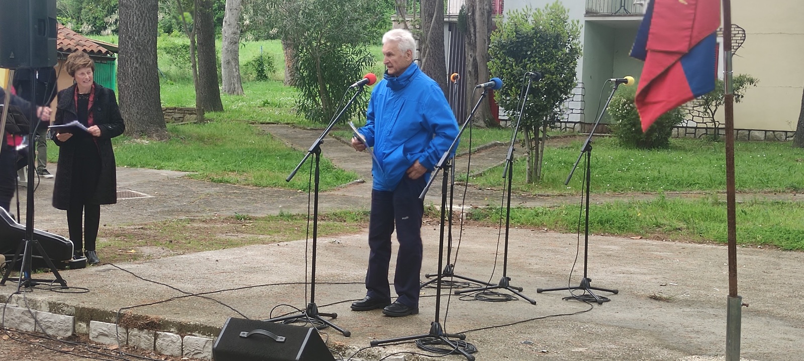 Fotografije s proslave OF april 25